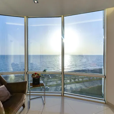 Appartement 2 Bedroom With Full Sea View At Beach Front Alanya